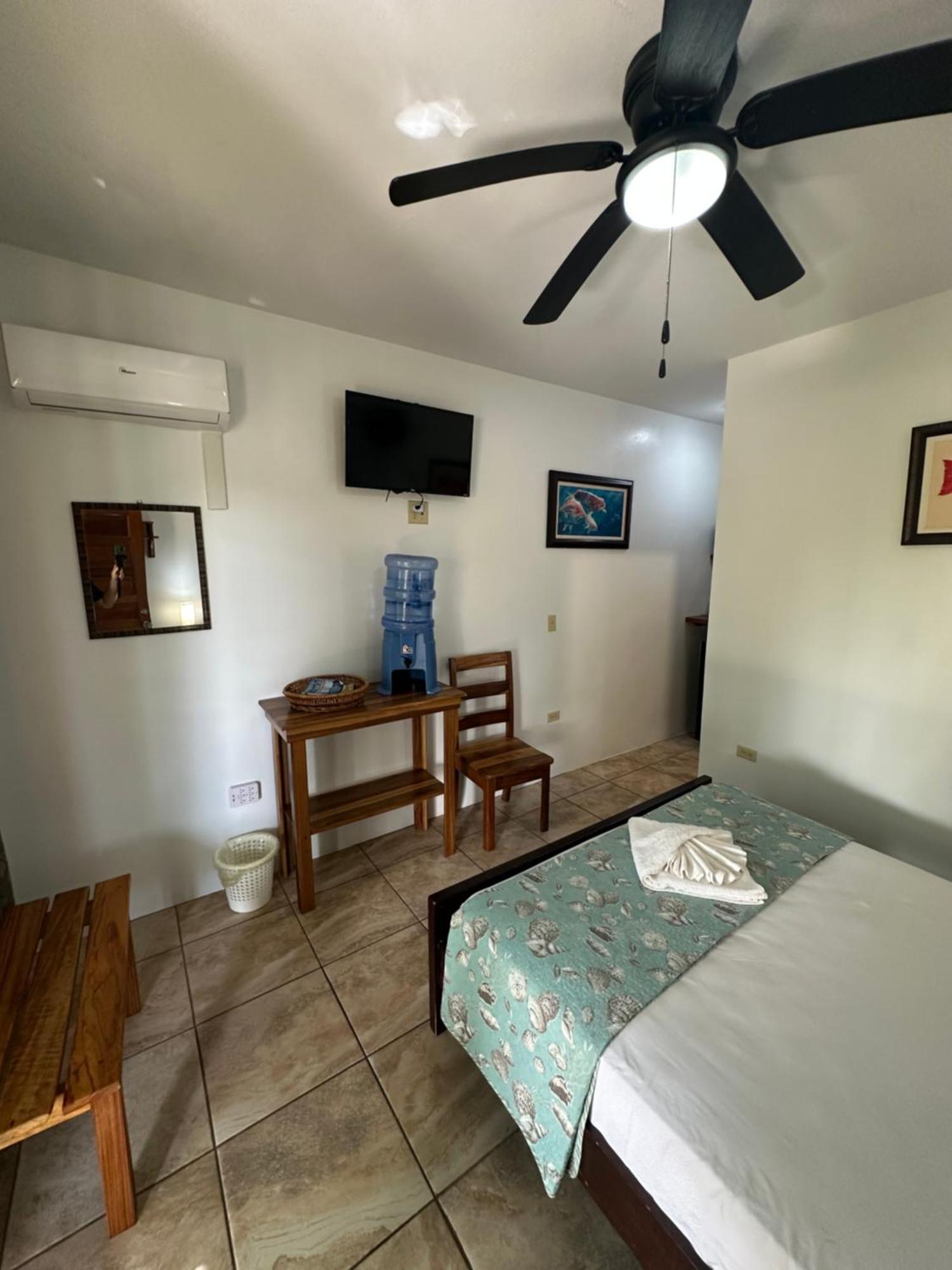 All Seasons Belize Hopkins Exterior foto