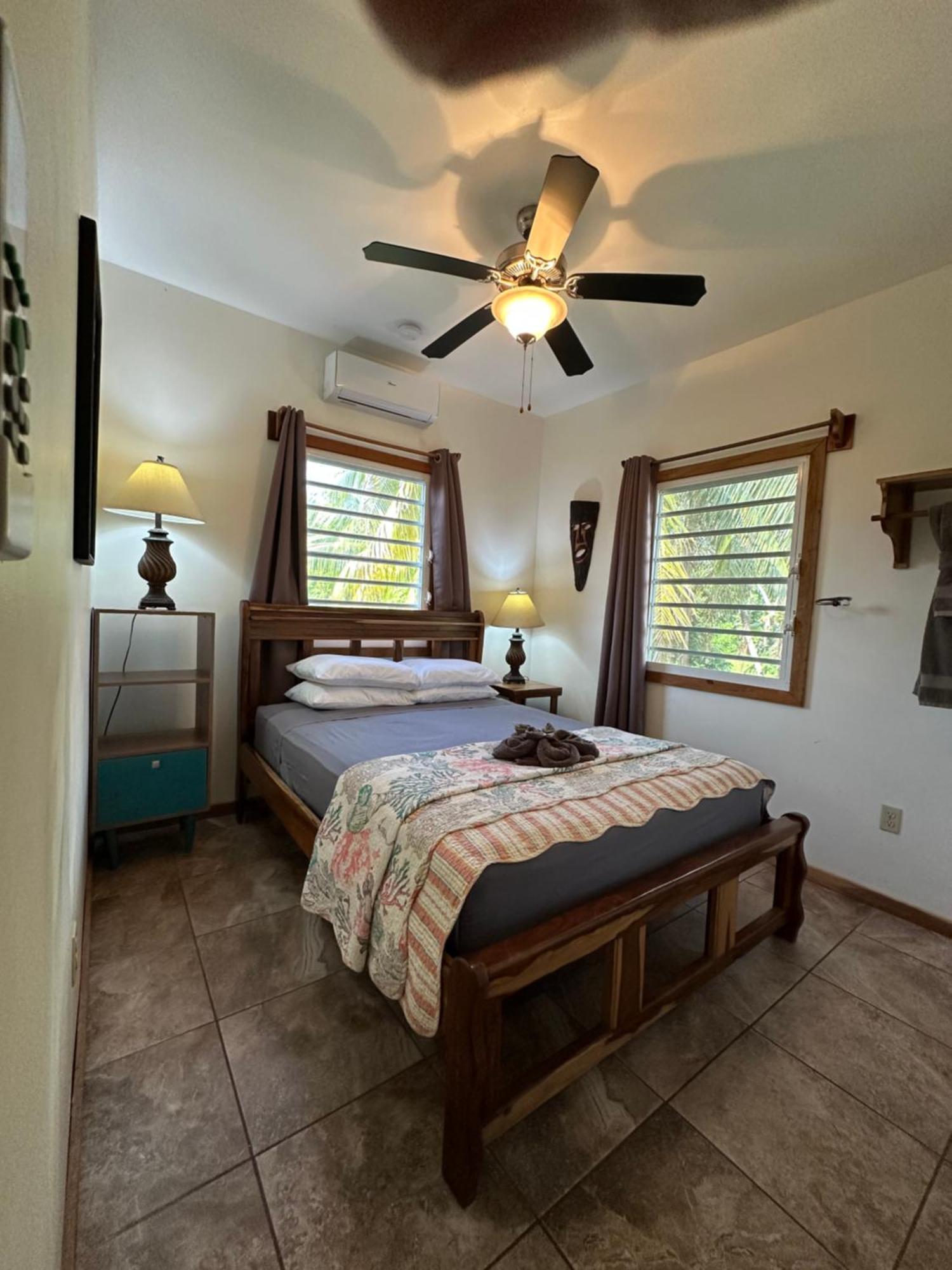 All Seasons Belize Hopkins Exterior foto