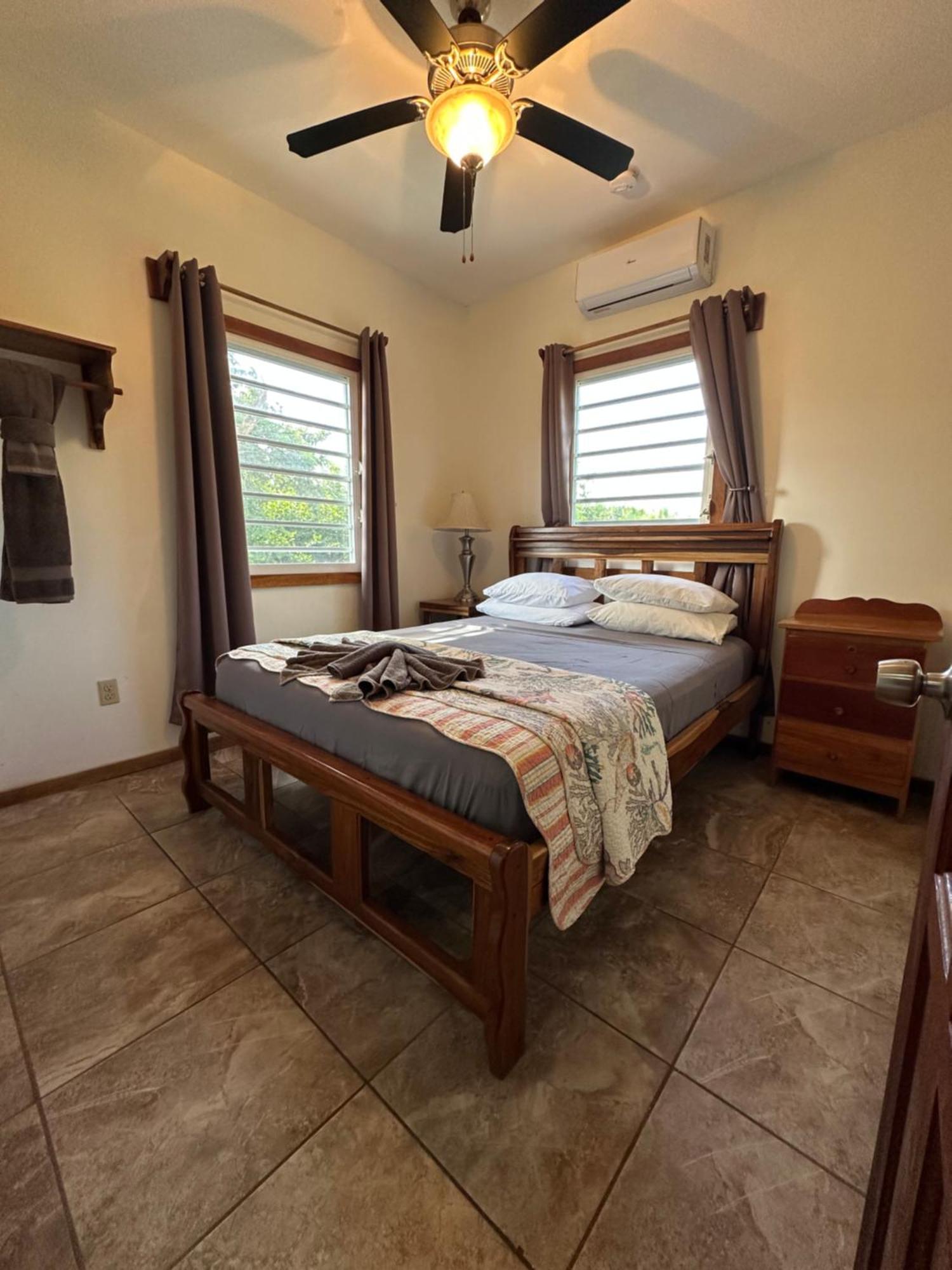 All Seasons Belize Hopkins Exterior foto
